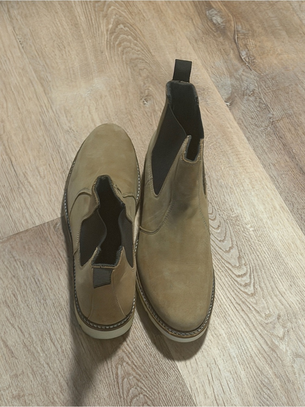 Alpine Design Tan Chukka Boots women’s 9.5